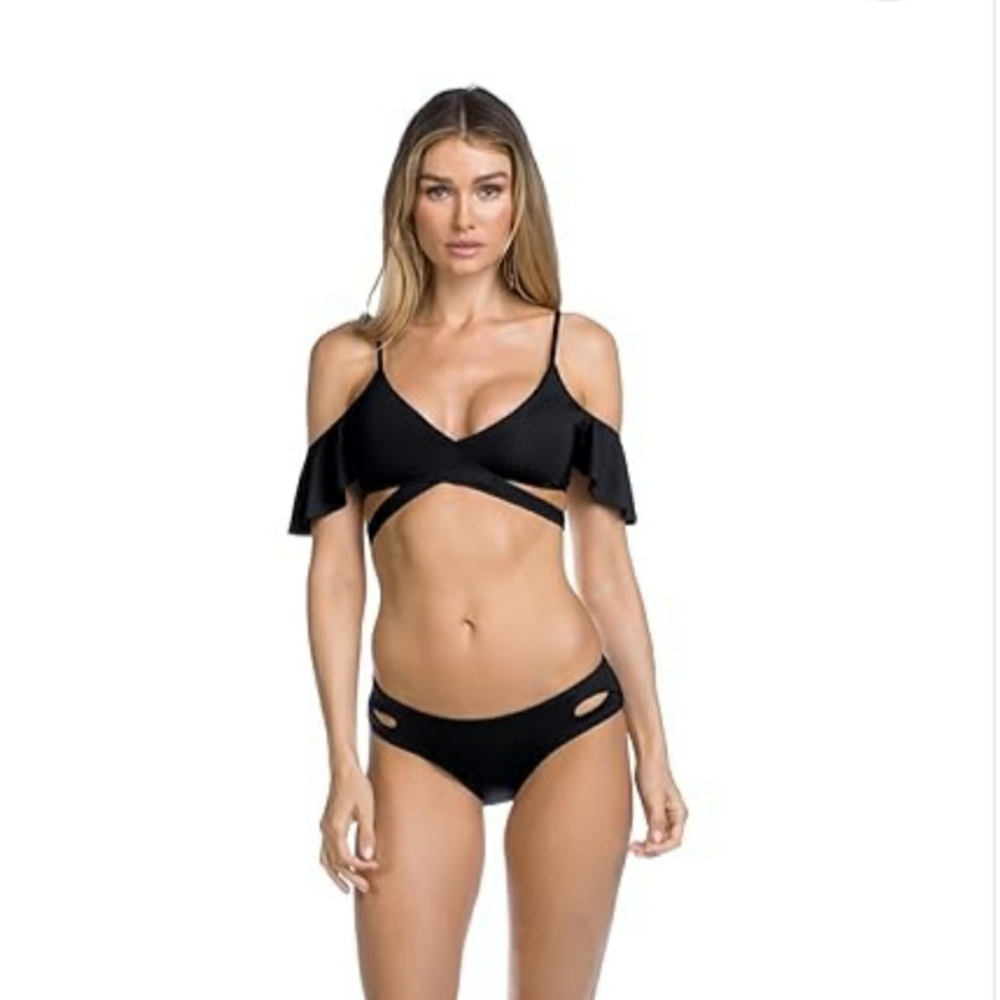 Becca by Rebecca Virtue NWT Womens Color Code Wrap Bikini Top - M ($68 USD)